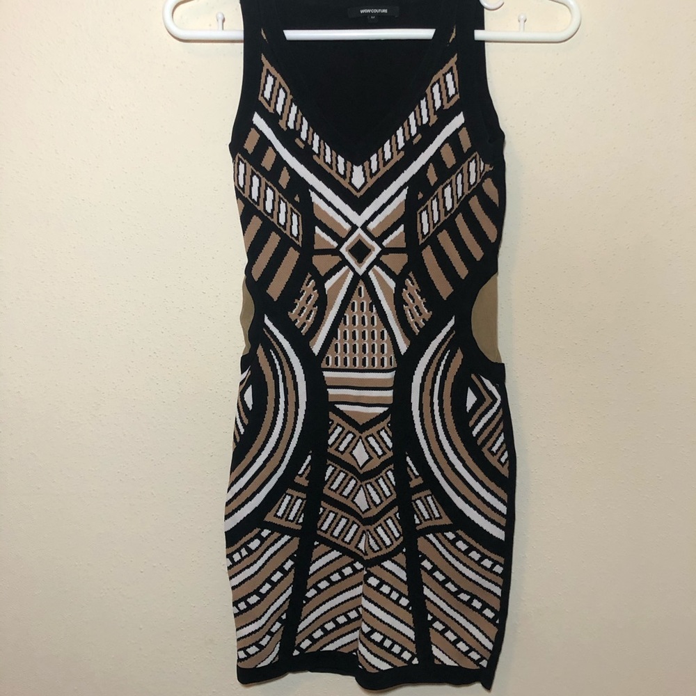 ❤️Wow Couture Bodycon Fitting Medium Dress❤️